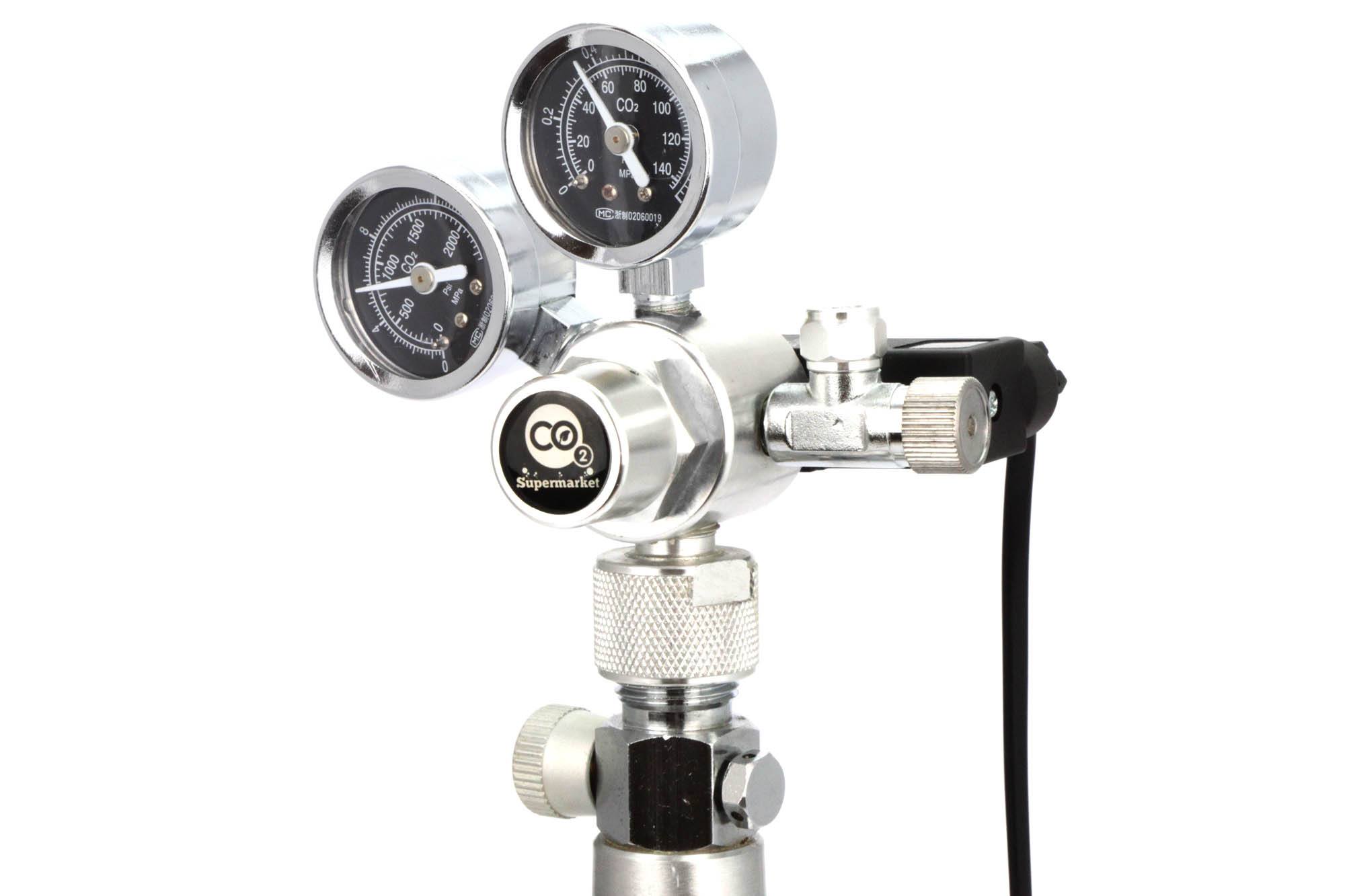 CO2 Regulator With Solenoid & Dual Gauges For Vertical Cylinder Valves